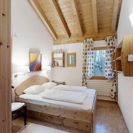 Sur Staziun 10 Apartment *