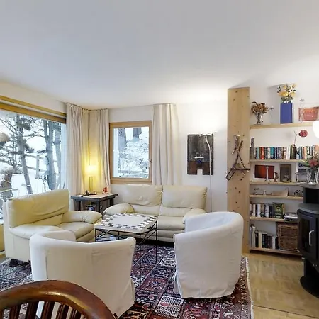 Apartment Sur Staziun 10 *