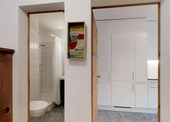 Lägenhet Sur Staziun 10