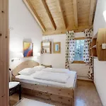 Sur Staziun 10 Appartement *